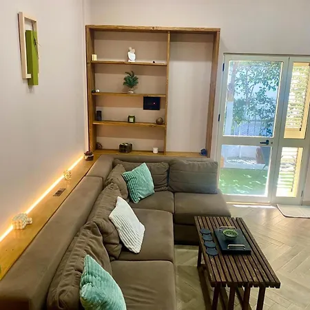 4 Apartmán Golem (Tirana)